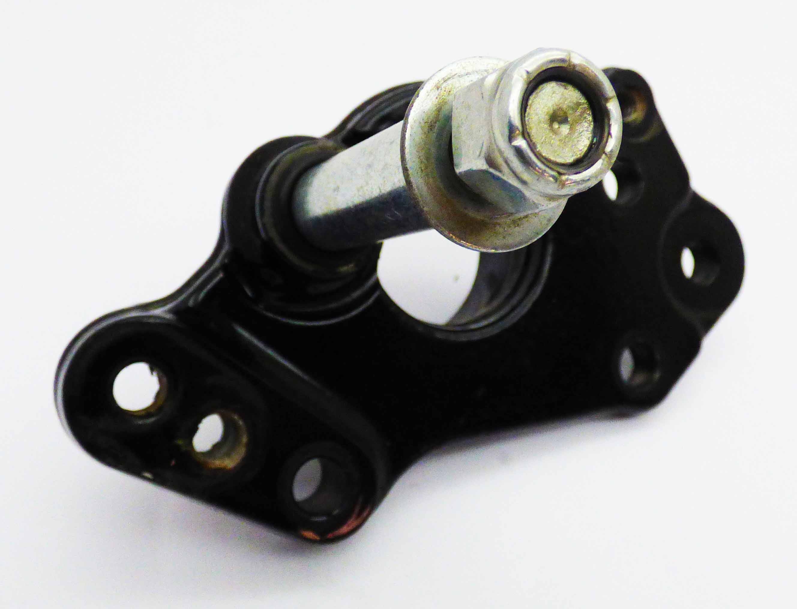 Engine Mount Bracket Right